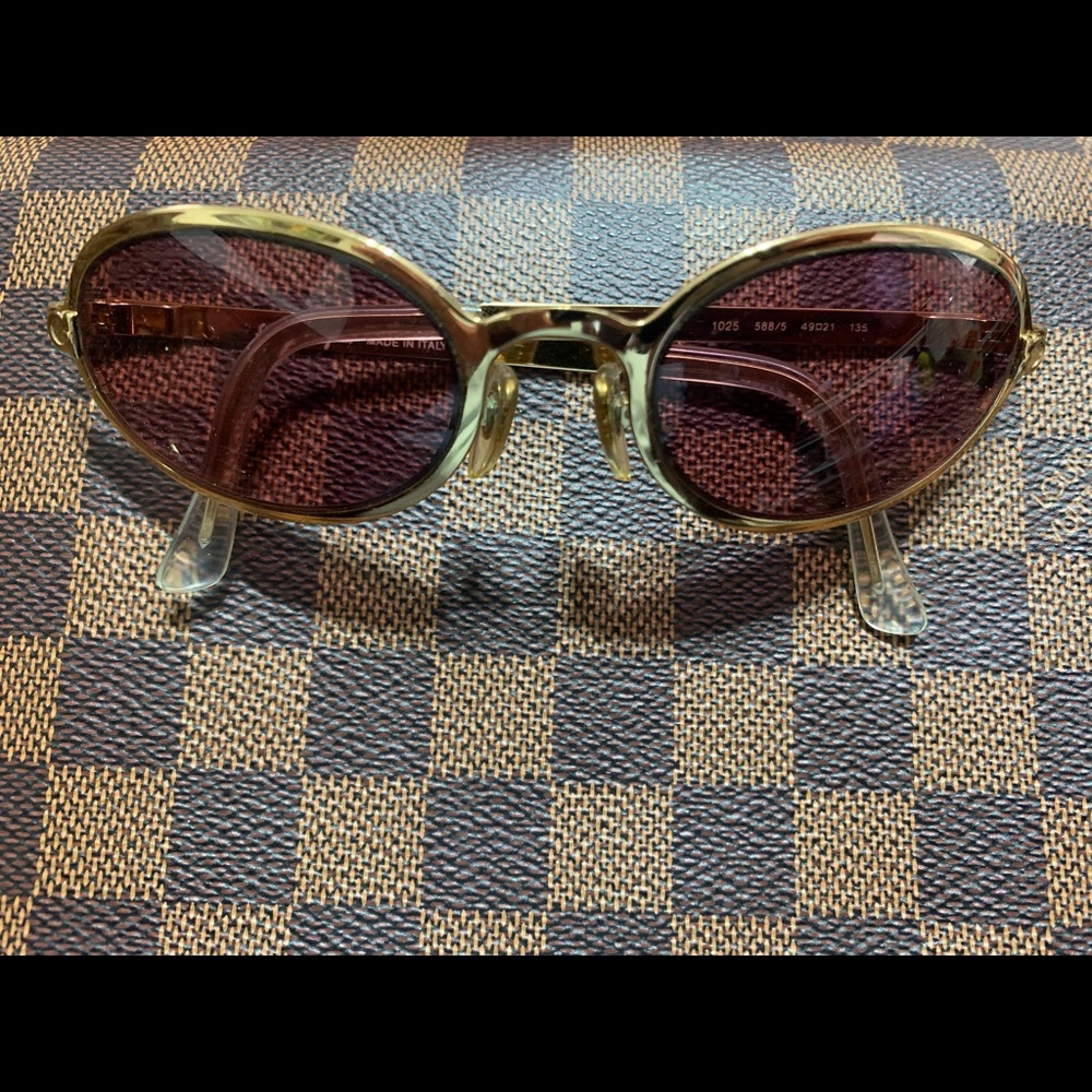 small trendy sunglasses